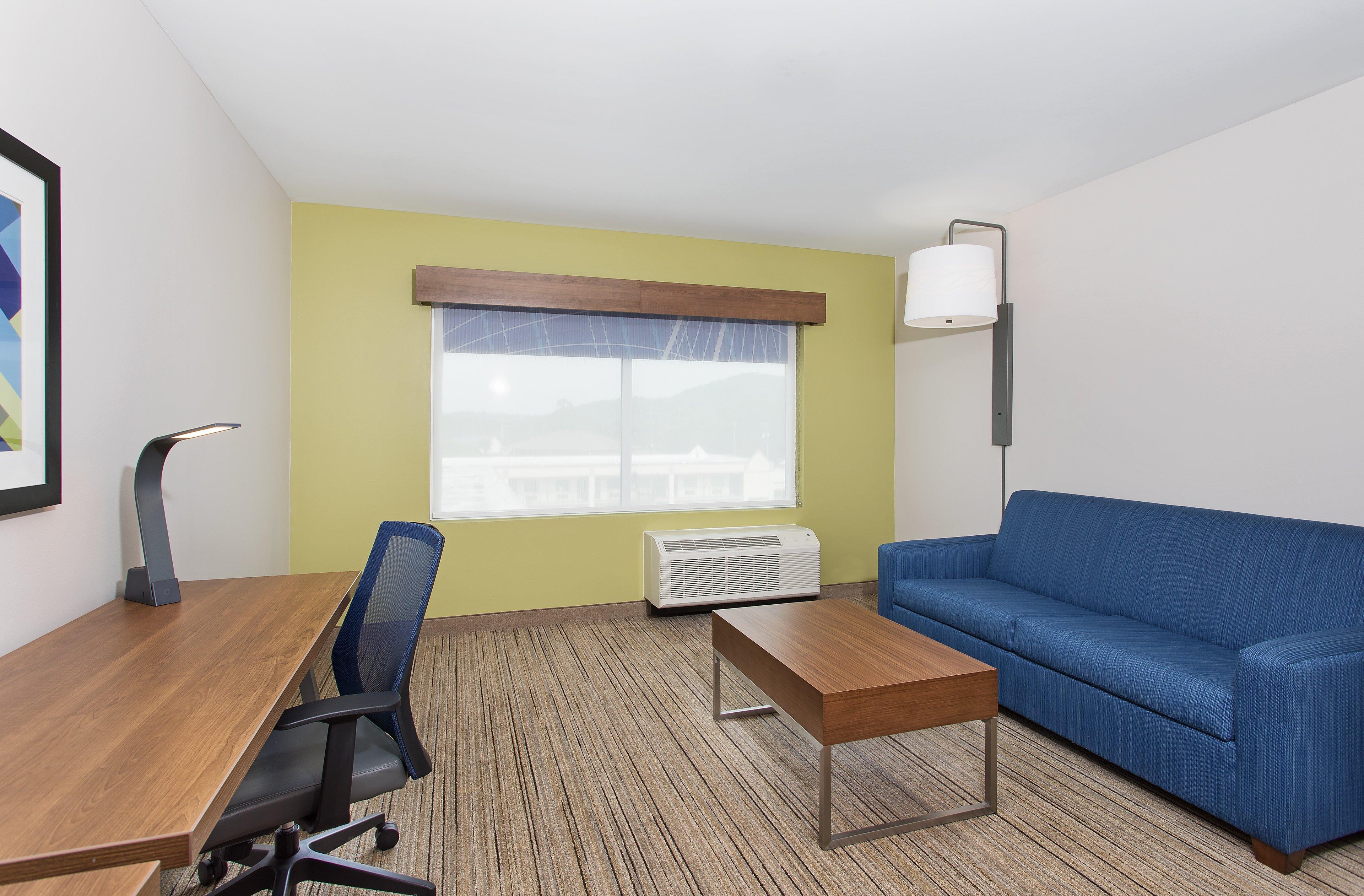 Holiday Inn Express Williamsburg By Ihg Екстериор снимка