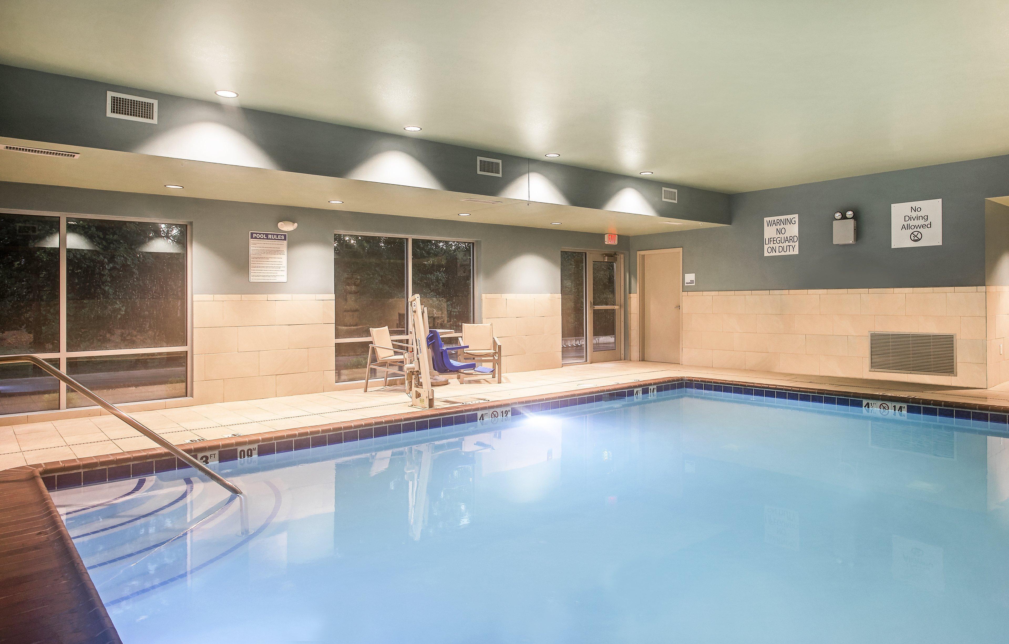 Holiday Inn Express Williamsburg By Ihg Екстериор снимка