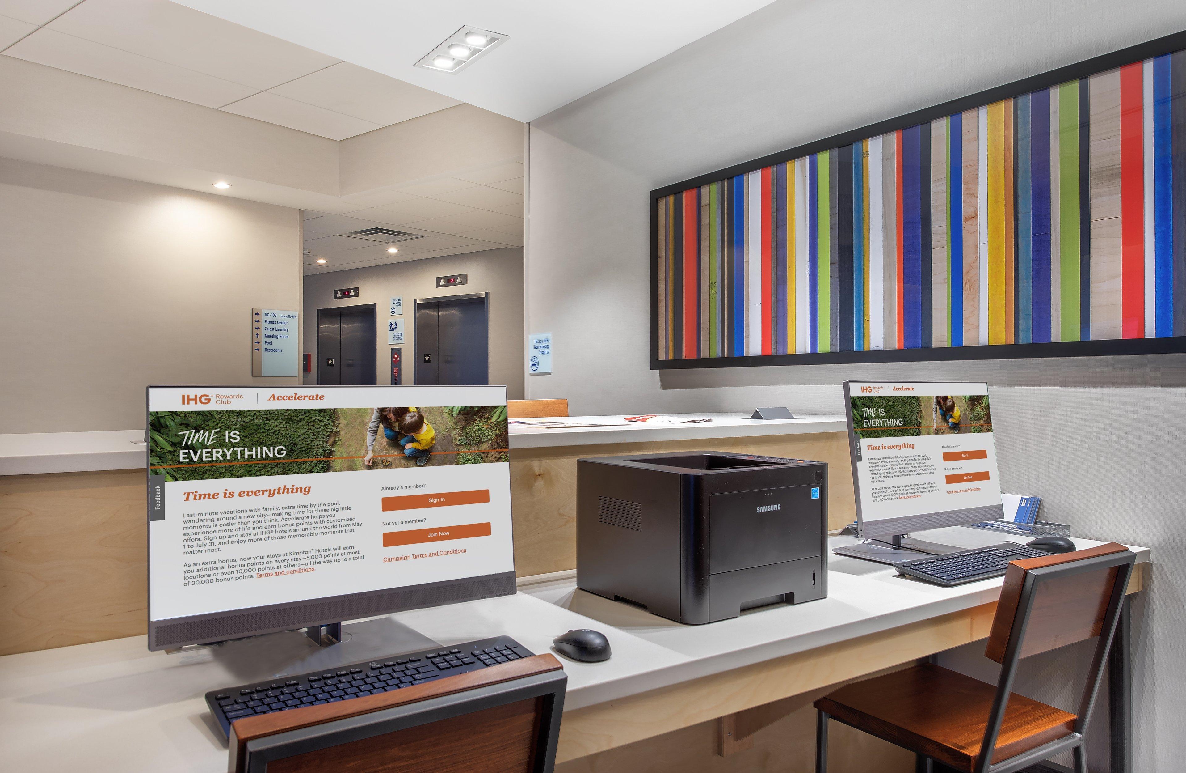 Holiday Inn Express Williamsburg By Ihg Екстериор снимка