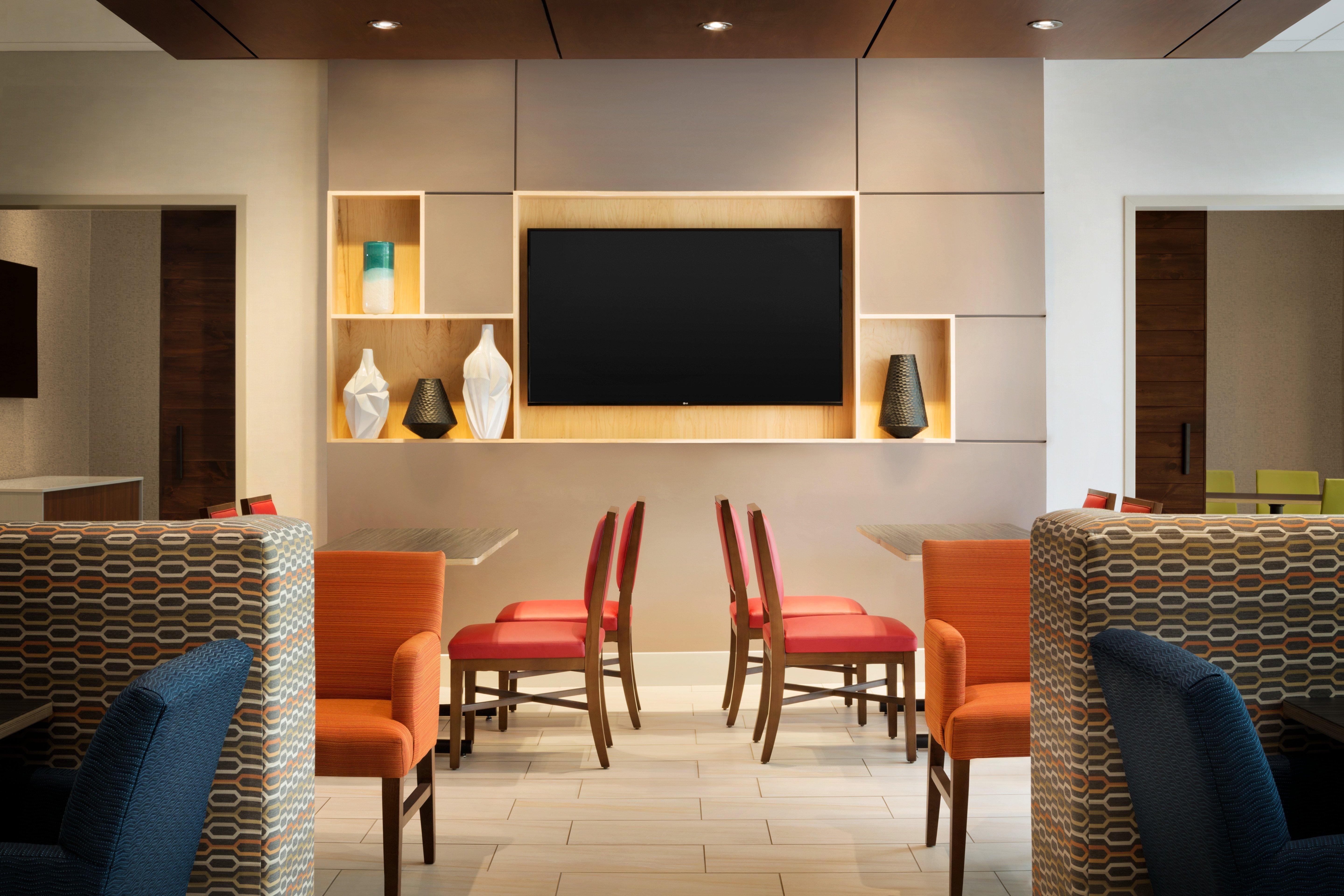Holiday Inn Express Williamsburg By Ihg Екстериор снимка
